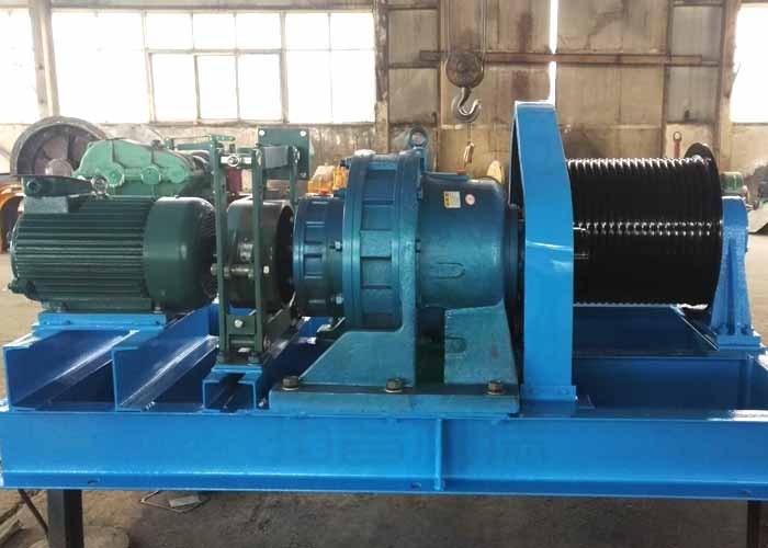 Heavy Duty 20 Ton 25 Ton Material Lifting Diesel Engine Powered Steel Wire Rope Winch
