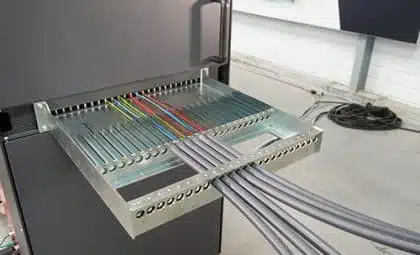 Thread insertion tube in the thread sorter