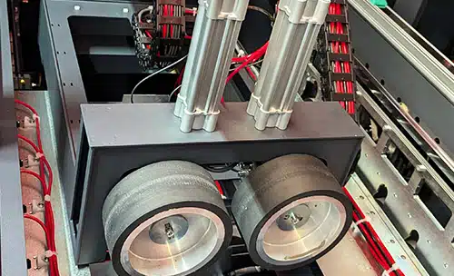 Motor on the injection of ICTA sheaths into the MS04 pre-wiring machine
