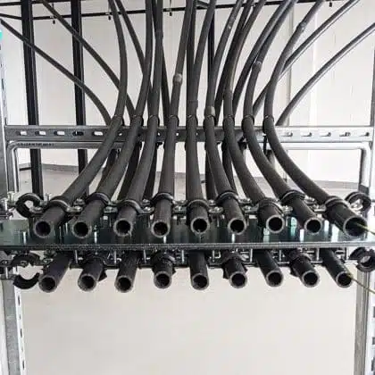 Electrical wire feeder display - A peripheral piece of equipment that can replace the Mecaspin wire sorter Electrical wire feeder display - A peripheral piece of equipment that can replace the Mecaspin wire sorter